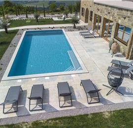 5 bedroom villa with heated pool near Momjan, Istria, sleep 12